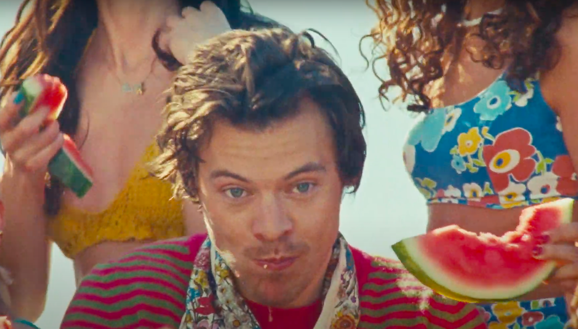 Harry Styles revela significado do sucesso 'Watermelon Sugar' - Jornal de  Brasília