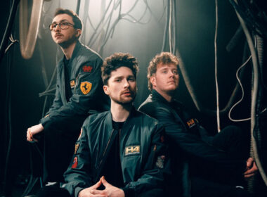 Foto promocional da banda Holding Absence