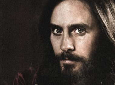 Capa do documentário "Jared Leto: Hollywood’s Dark Secret". Créditos: BBC