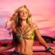 Zara Larsson em sessão de fotos para seu álbum Midnight Sun: Girls Trip Edition