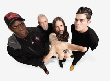 Sepultura em imagem de divulgação. Créditos: Stephanie Veronezzi
